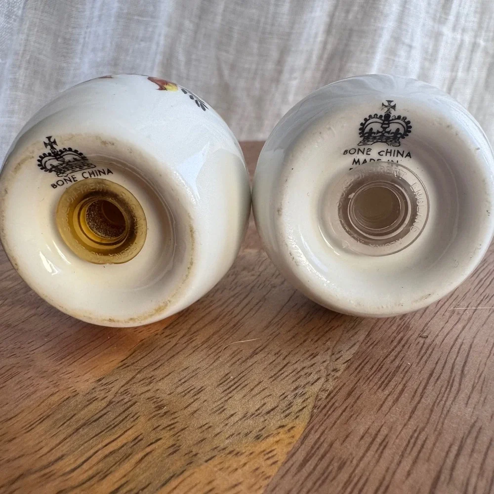 Vintage Sandford Salt and Pepper Shakers‎ Floral Bone China Egg Shaped England